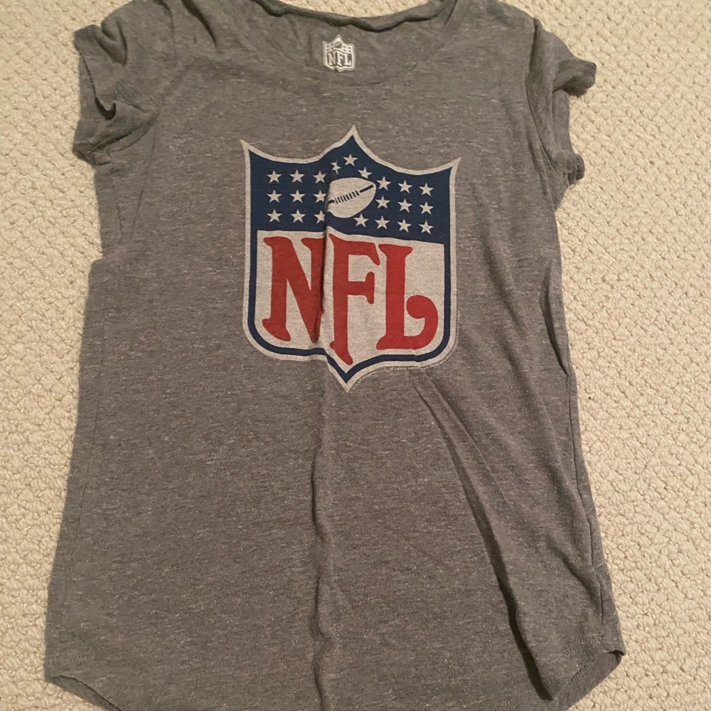 NFL SHORT SLEEVE SHIRT SIZE 14 girl